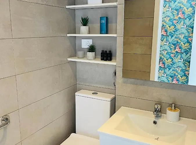 Top-apartment Near Yumbo *