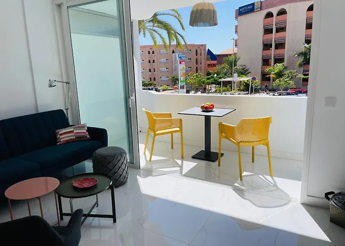 Top-apartment Near Yumbo