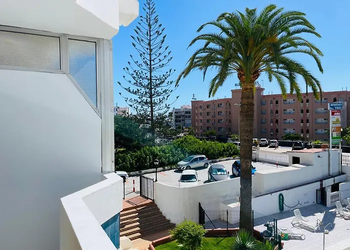 아파트 Top-apartment Near Yumbo *