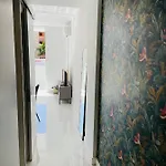 Апартаменти Top-apartment Near Yumbo *